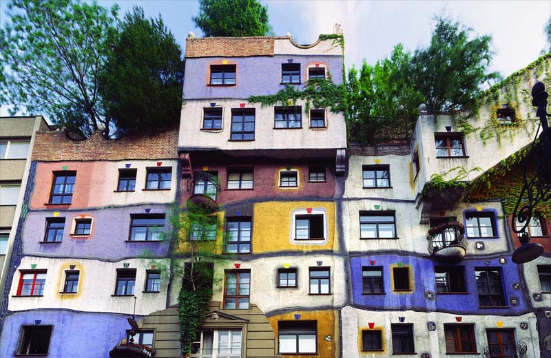 http://mpzga.free.fr/habevol/vienna_hundertwasser_haus_1.jpg